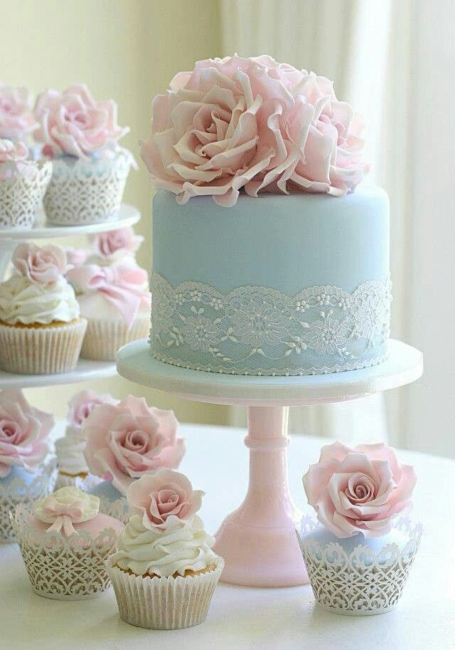 blue-pink-cake